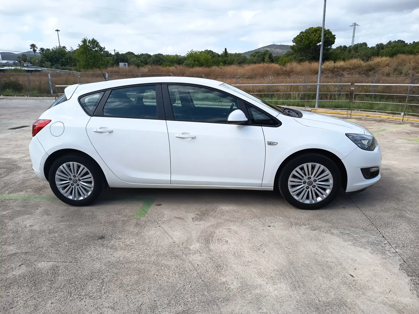 Opel Astra Astra ST 1.6CDTi S/S Selective 110 Selective - 1