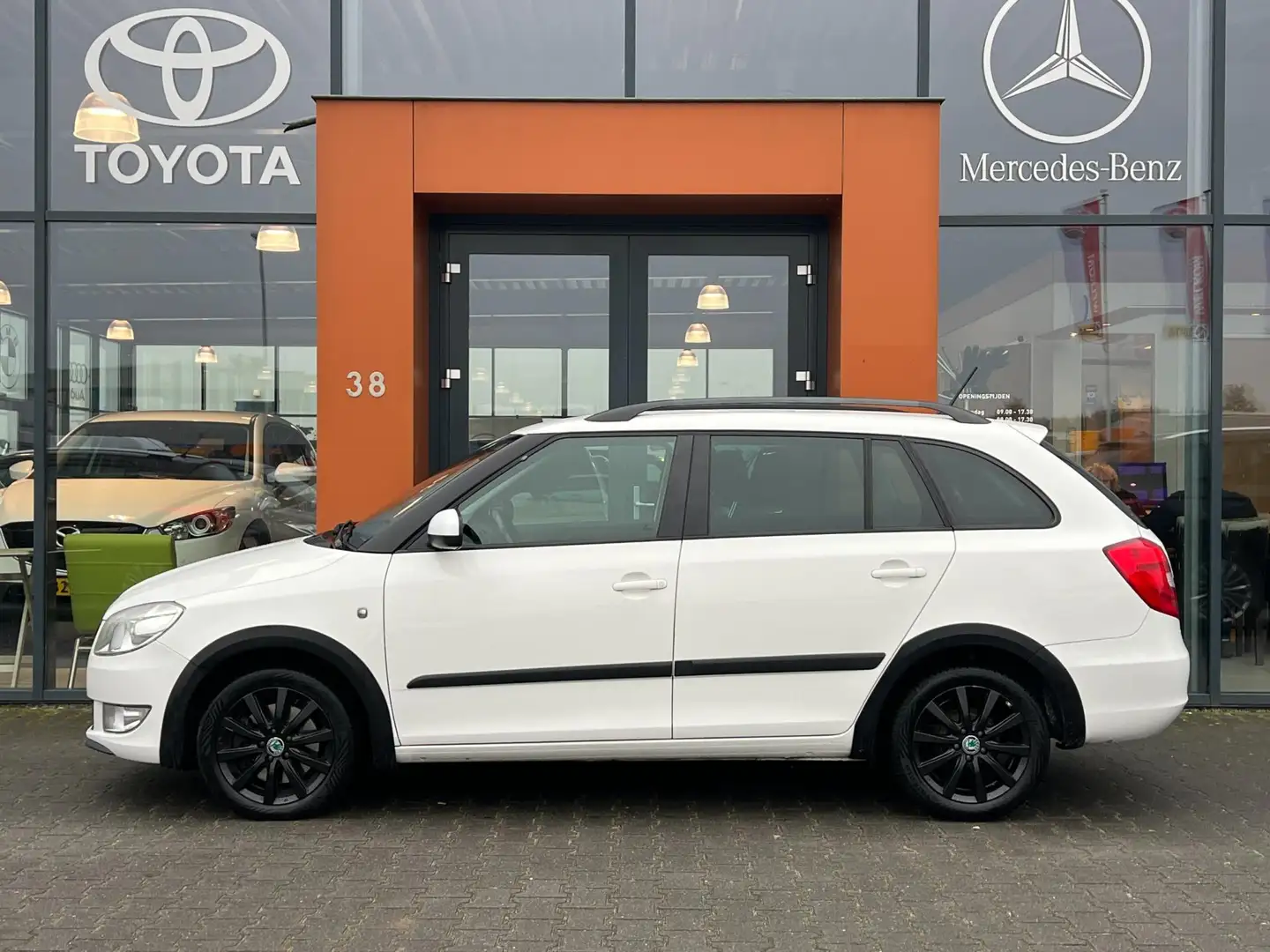 Skoda Fabia Combi 1.2 TSI|Trekhaak|Clima|PDC|Cruise|BT|Isofix Weiß - 2