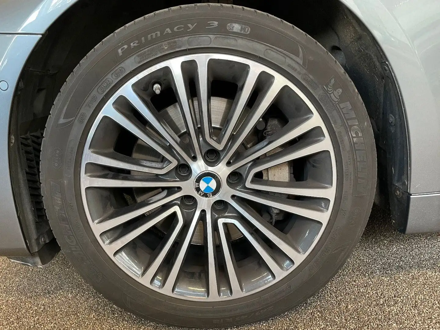 BMW 530 i T. xDrive Sport Aut NAVI LED Stdhzg HUD H&K Blau - 2