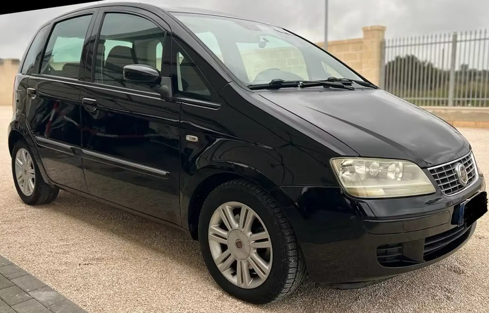 Fiat Idea 1.3 mjt 16v Black Label 90cv - 2
