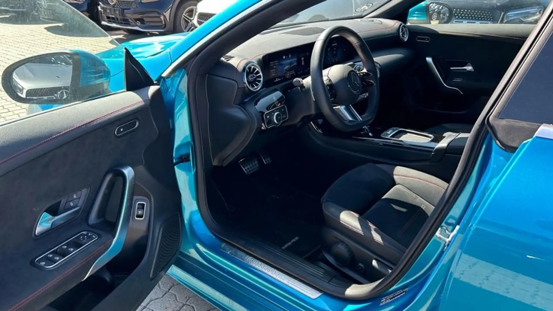 Mercedes-Benz CLA 200 CLA 200 AMG Shooting Brake S-Sitz KeyLess PDC Bleu - 2