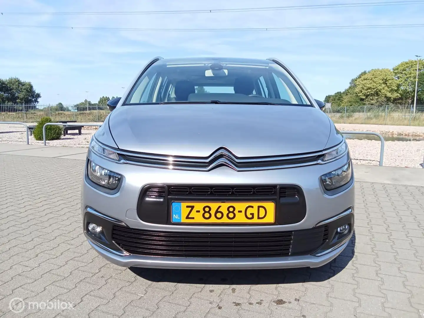 Citroen Grand C4 SpaceTourer 1.5 BlueHDI/ 7Persoons/Automaat/cruise/clima Grijs - 2