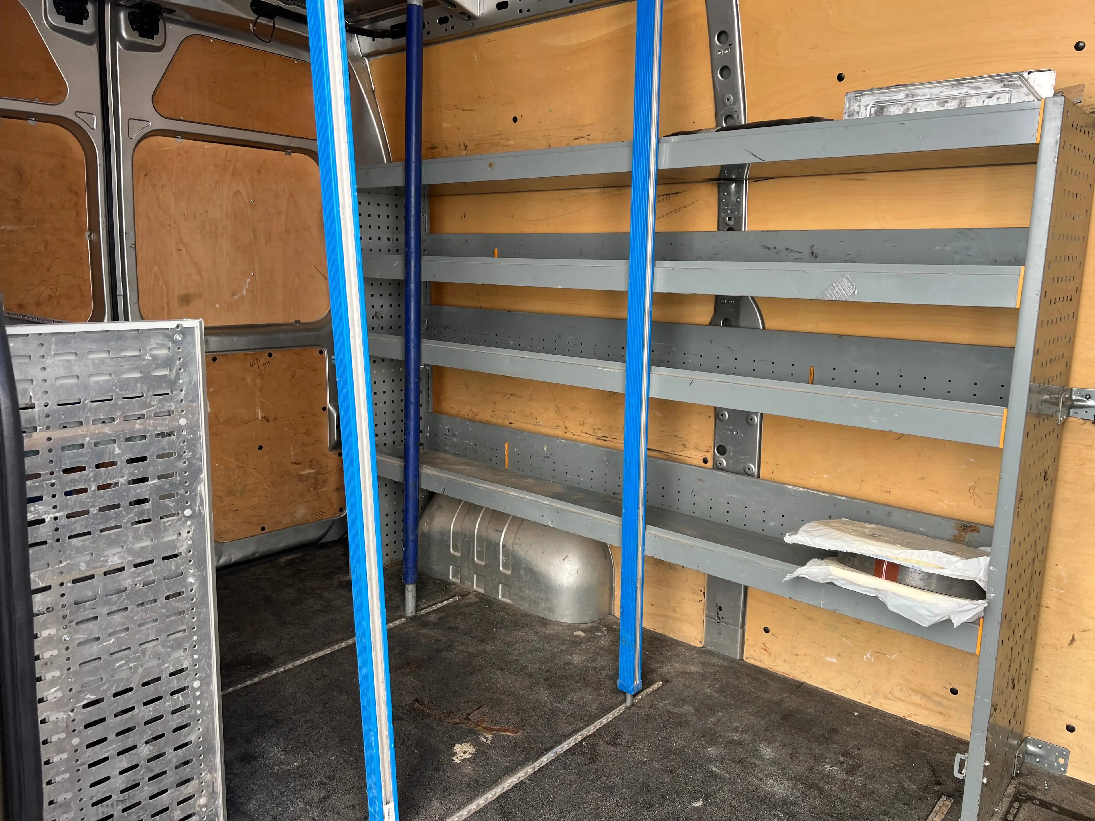 Renault Master L2H2 HKa 3,5t — photo 16