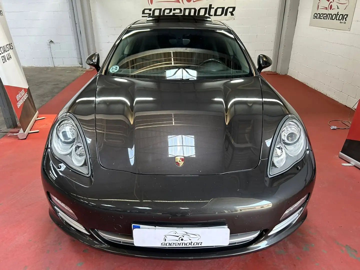 Porsche Panamera Diesel Platinum Edition Aut. Grau - 2