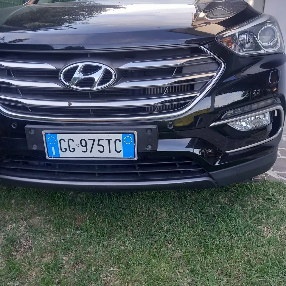 Hyundai SANTA FE 2.2 crdi Xpossible 4wd auto 7p.ti — photo 1 of 15