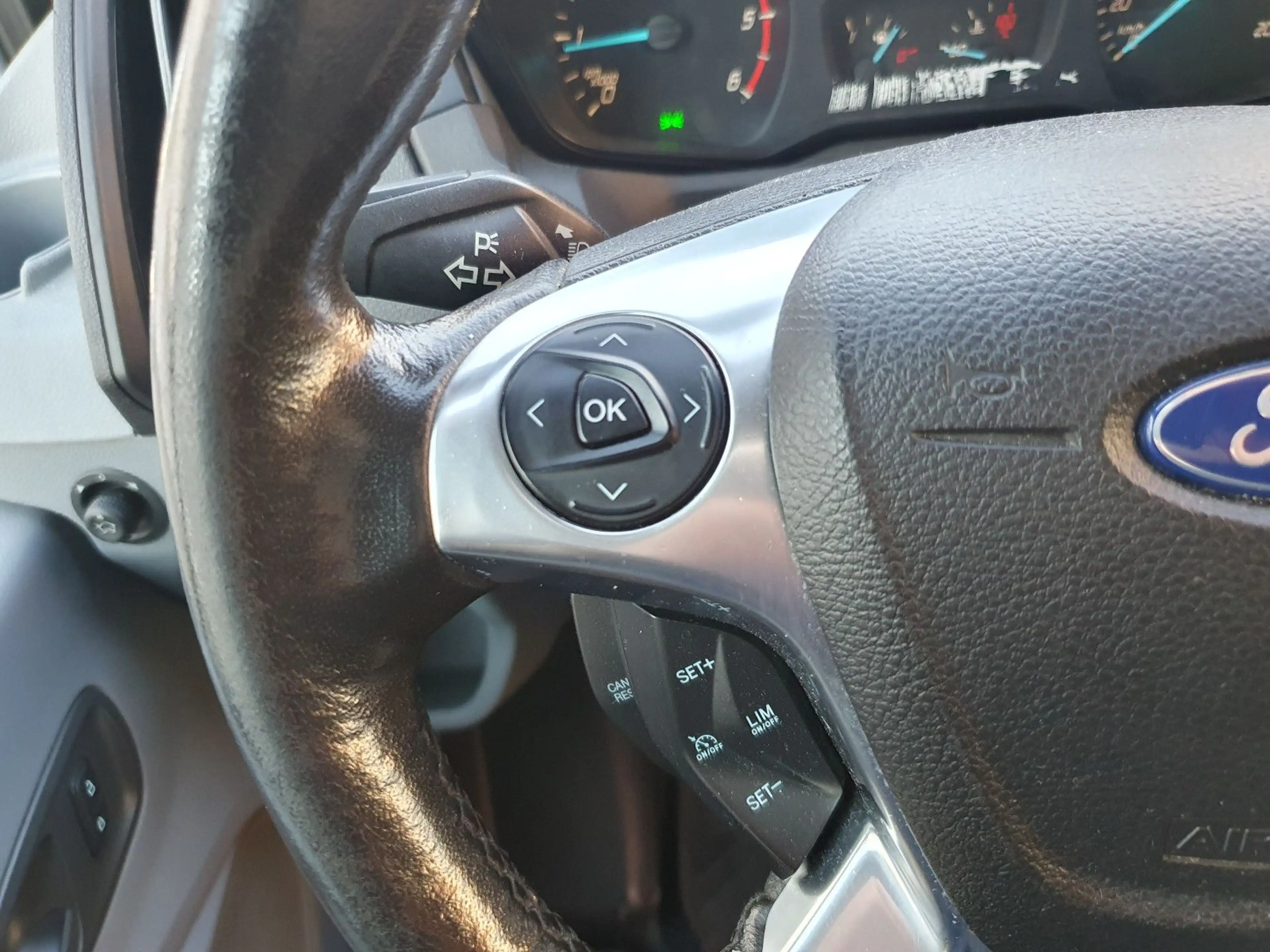 Ford Transit Kombi 310 L2 H2 Trend Navi Motor NEU !!! — photo 29