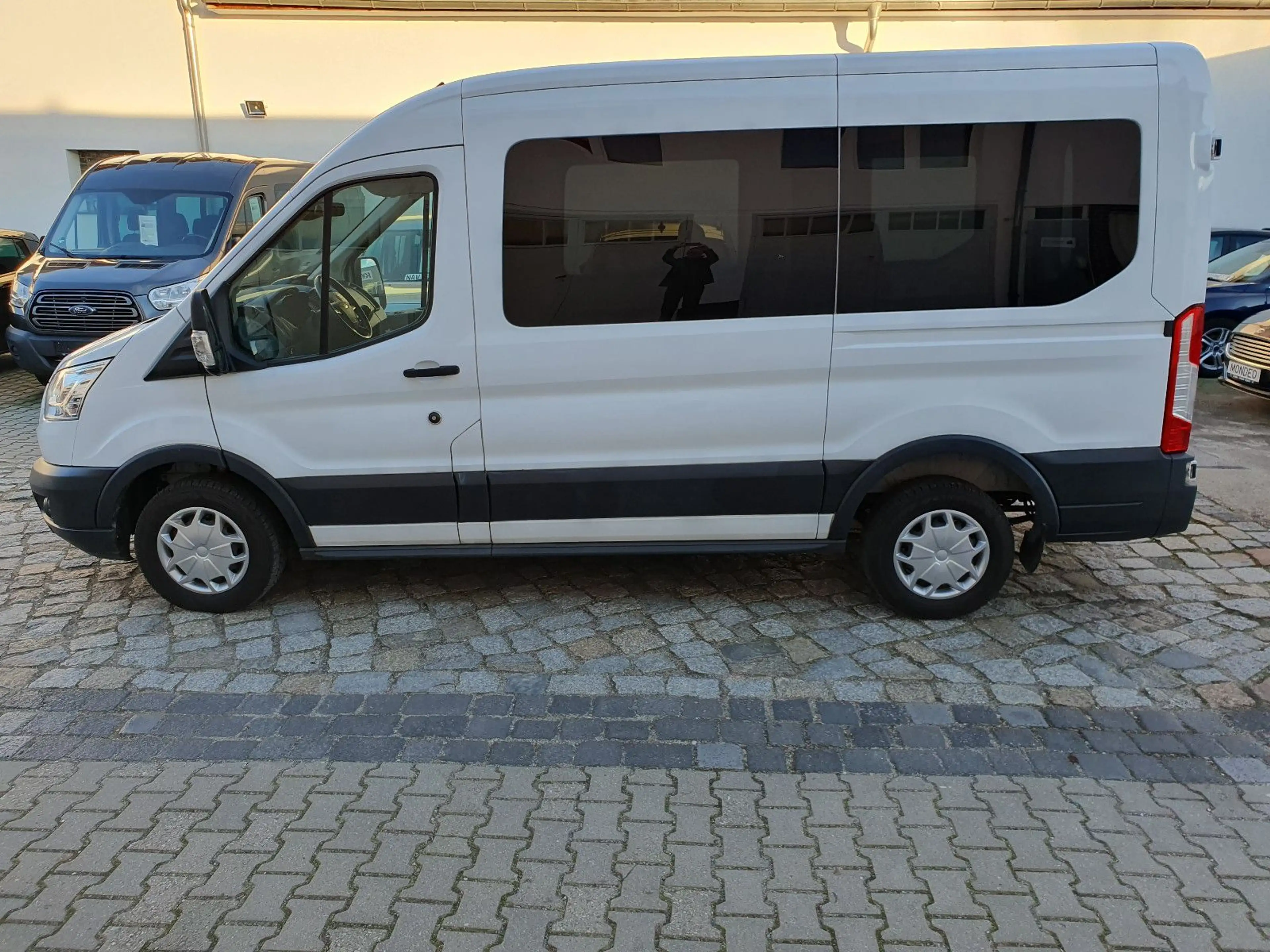 Ford Transit Kombi 310 L2 H2 Trend Navi Motor NEU !!! — photo 2