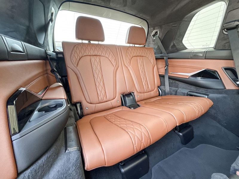 BMW X7 xDrive40i M-Sport / 23 inch / Trekhaak / Driving A — photo 7
