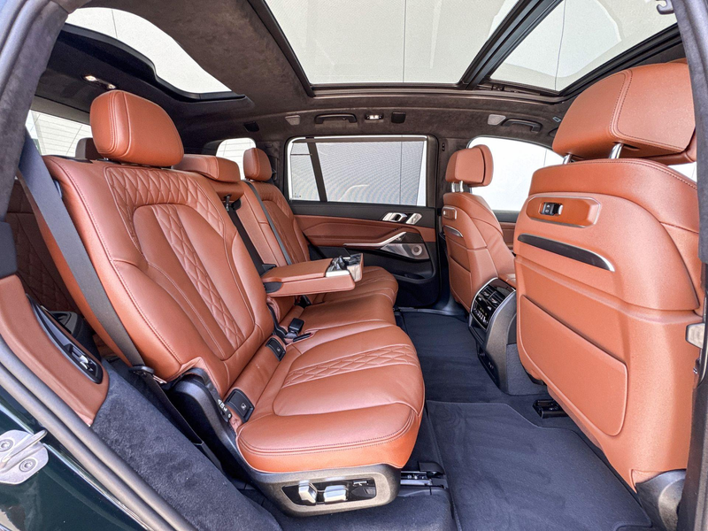 BMW X7 xDrive40i M-Sport / 23 inch / Trekhaak / Driving A — photo 9