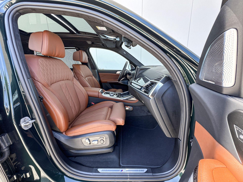BMW X7 xDrive40i M-Sport / 23 inch / Trekhaak / Driving A — photo 6