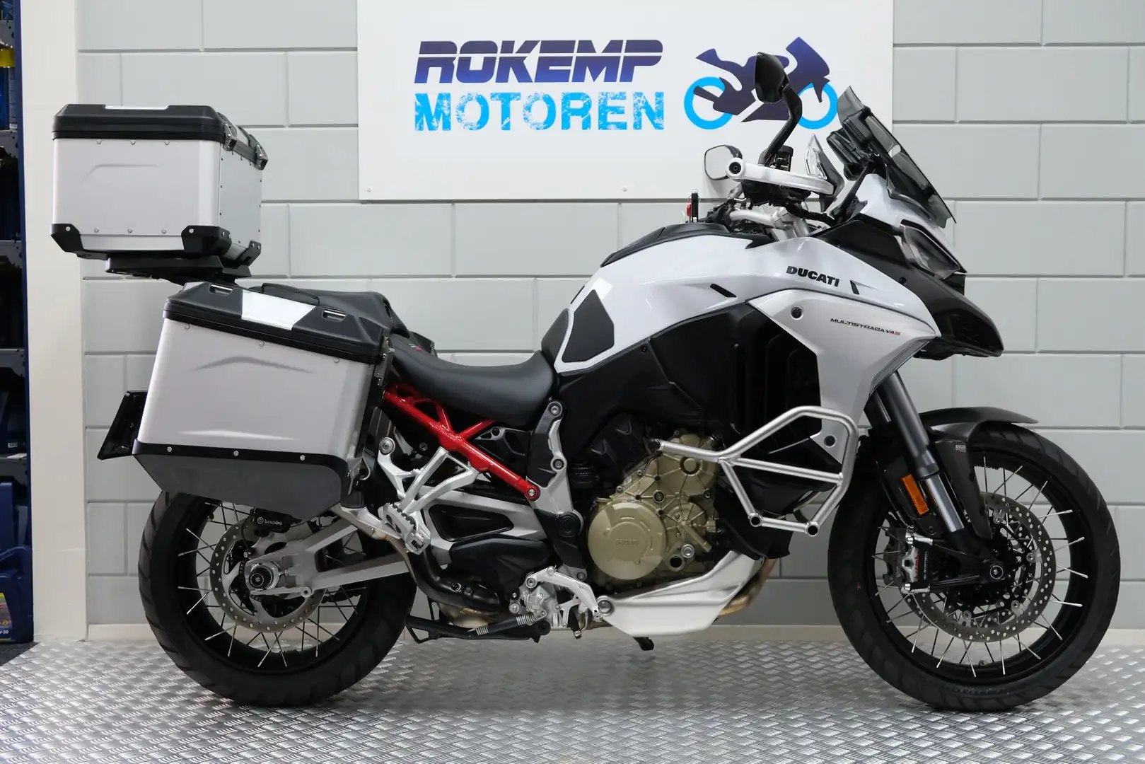 Ducati Multistrada V4 S Wit - 1