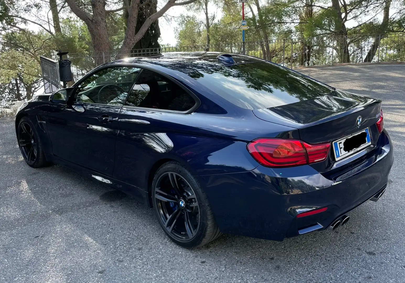 BMW M4 Coupe 3.0 dkg Azul - 2