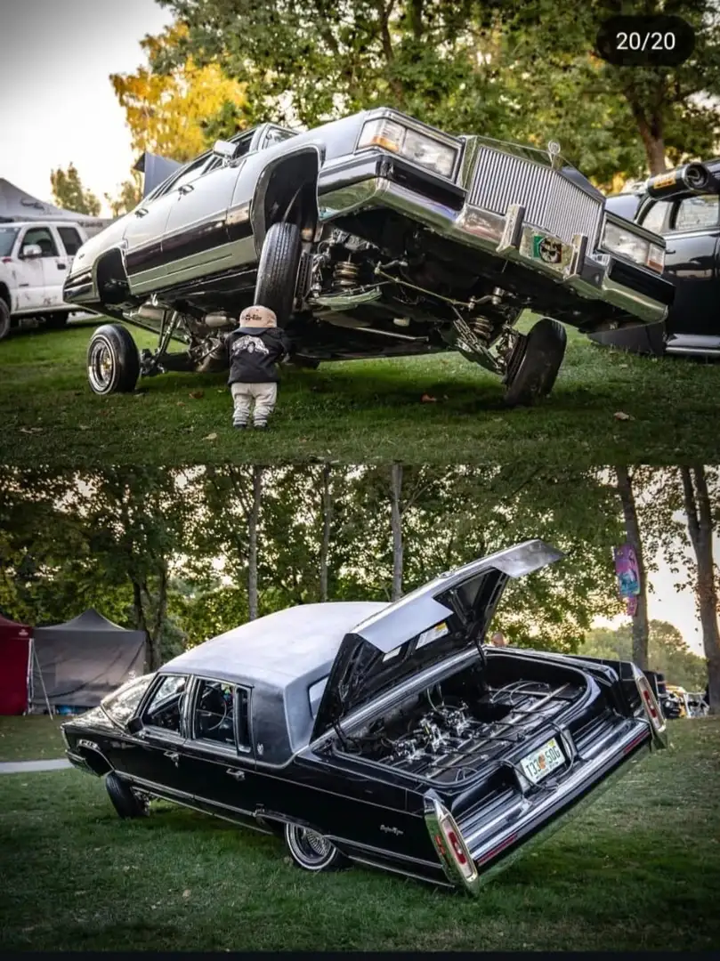 Cadillac Brougham Lowrider Schwarz - 1