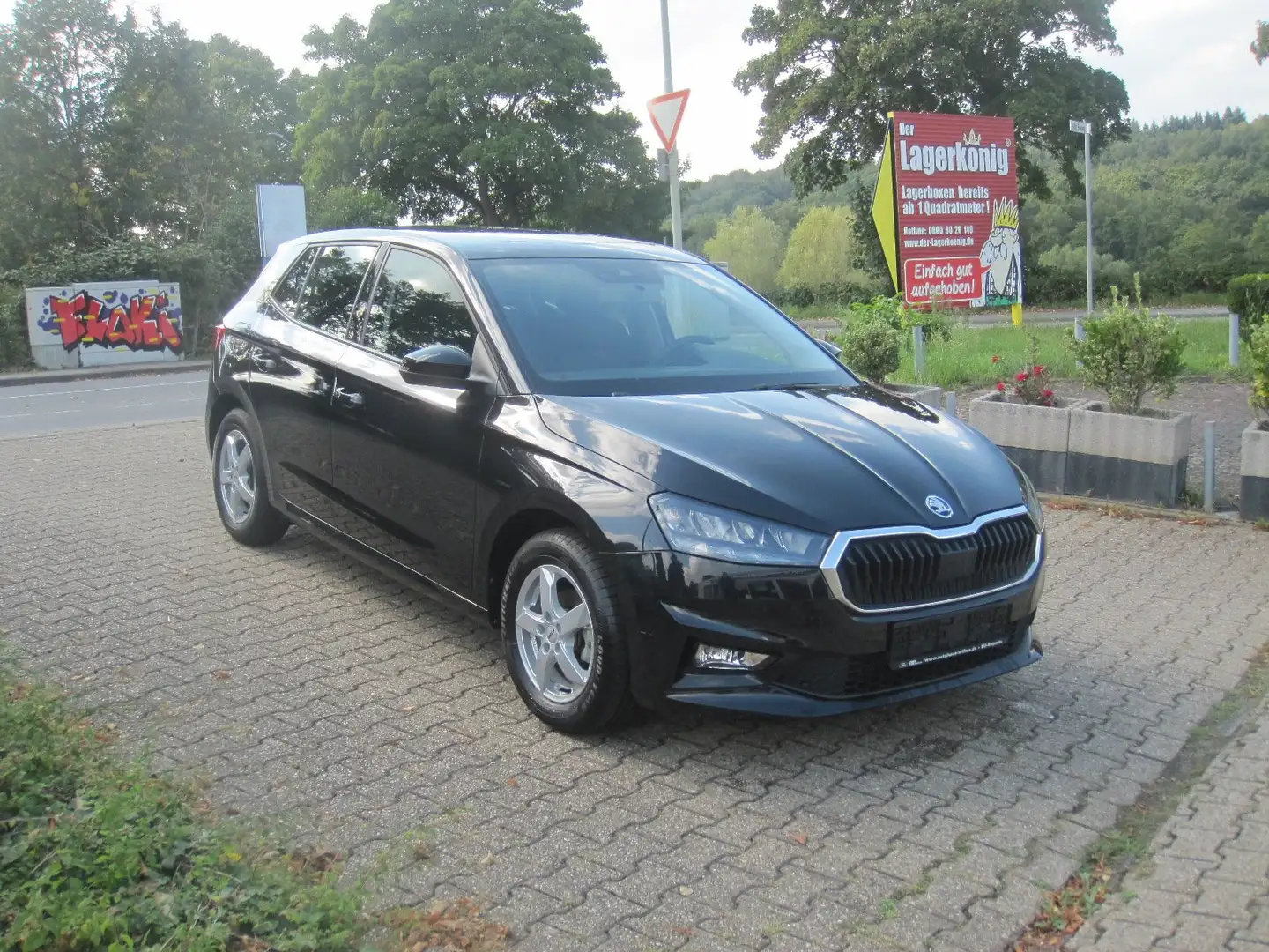 Skoda Fabia Fabia IV 1.0 MPI Ambition 5-t. Schwarz - 1