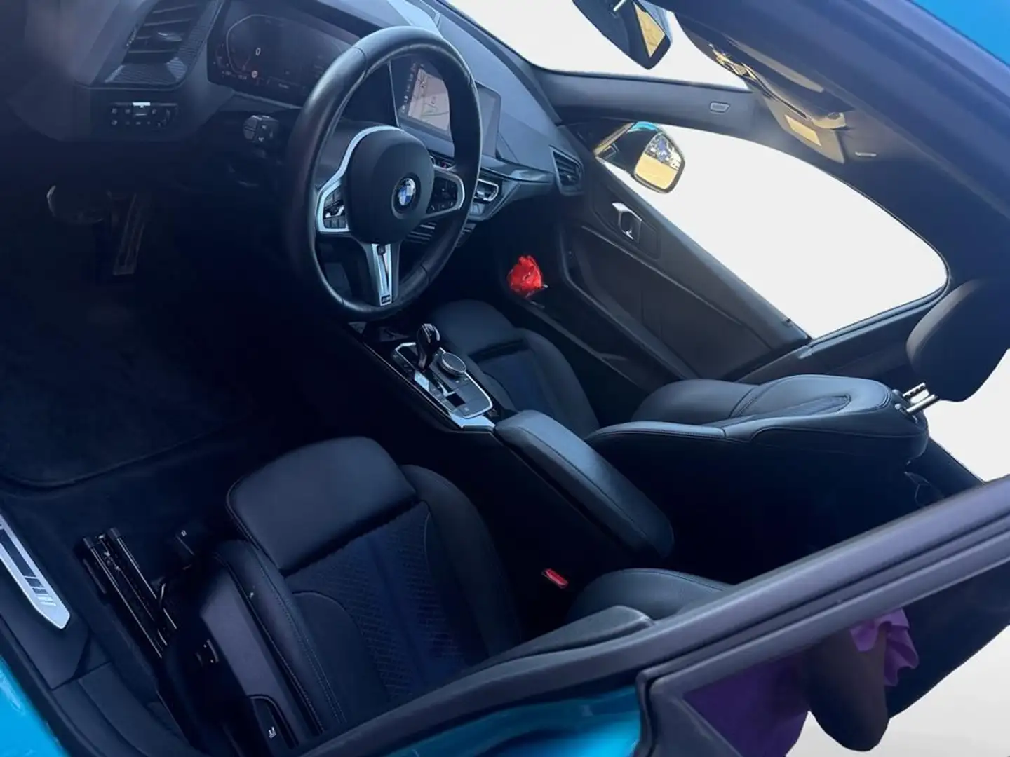 BMW 218 M Sport Blau - 2
