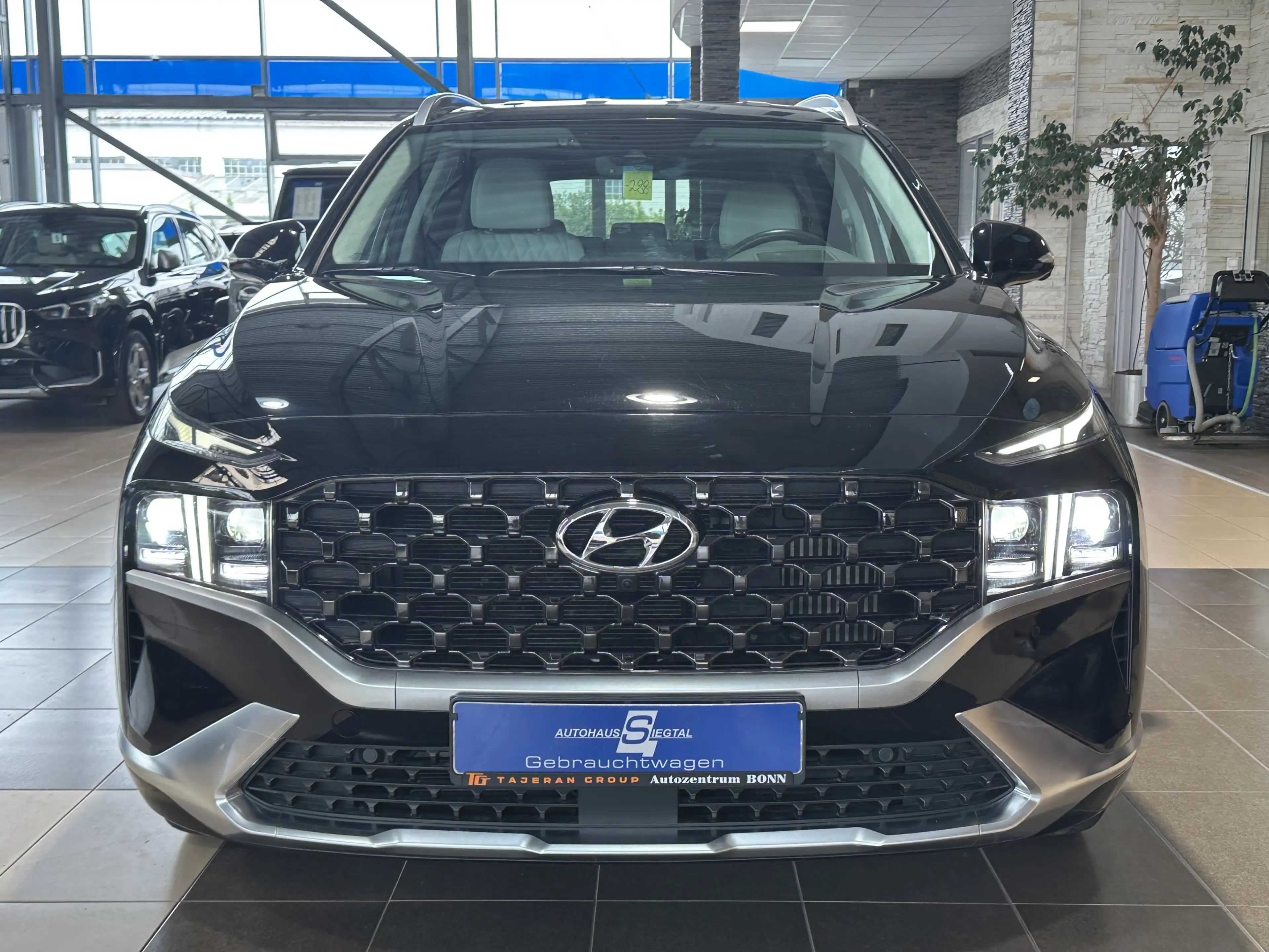 Hyundai SANTA FE Signature AWD*Leder*360°Cam*CarPlay*ACC — photo 2