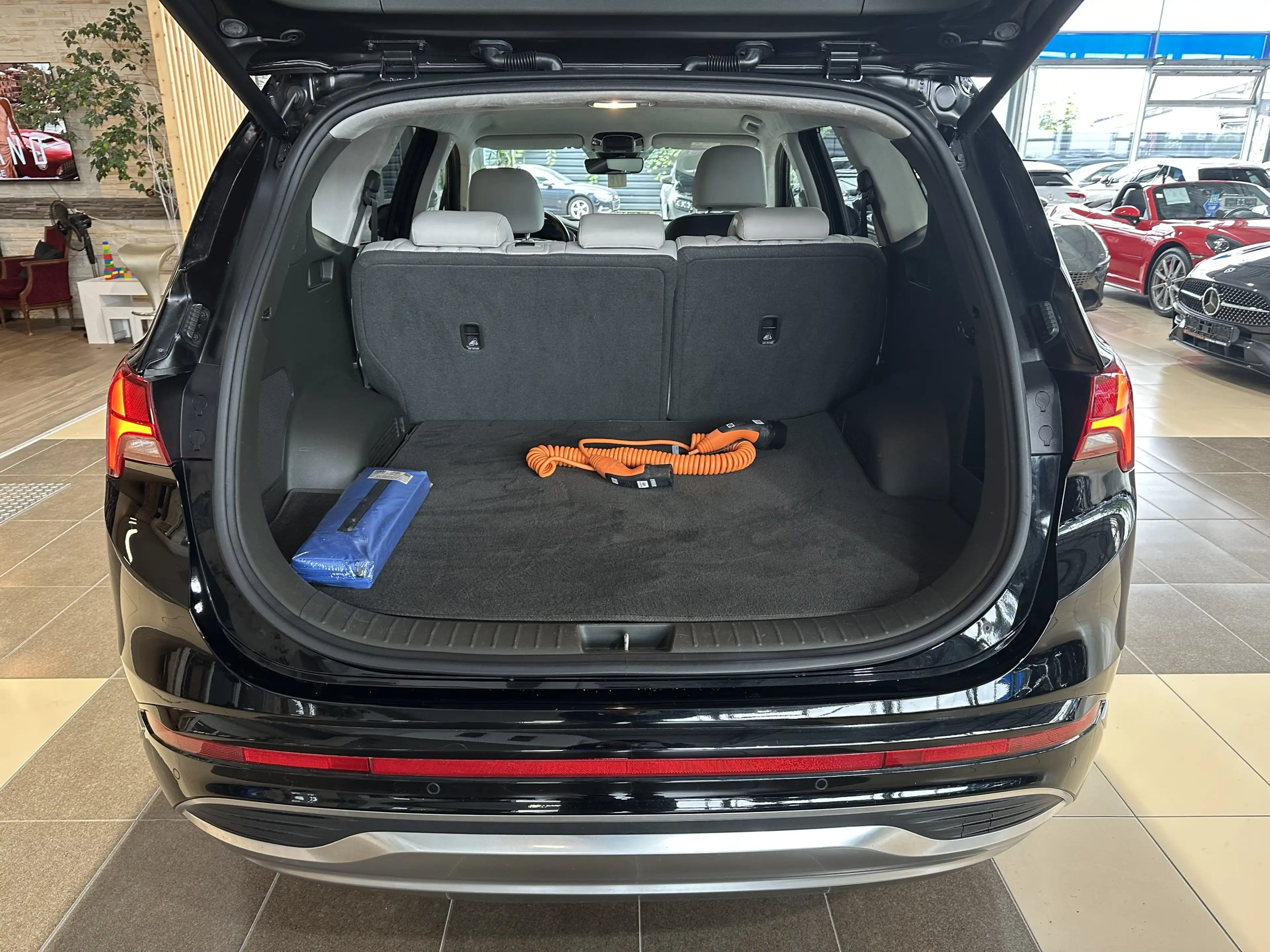 Hyundai SANTA FE Signature AWD*Leder*360°Cam*CarPlay*ACC — photo 6