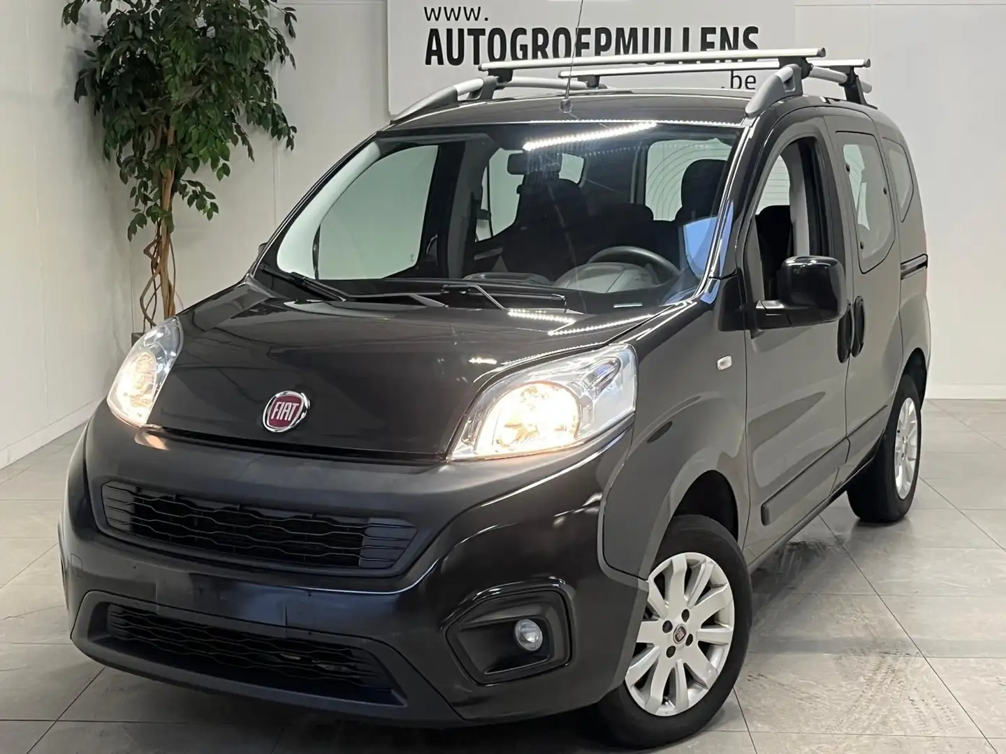 Fiat Qubo Lounge Negro - 1
