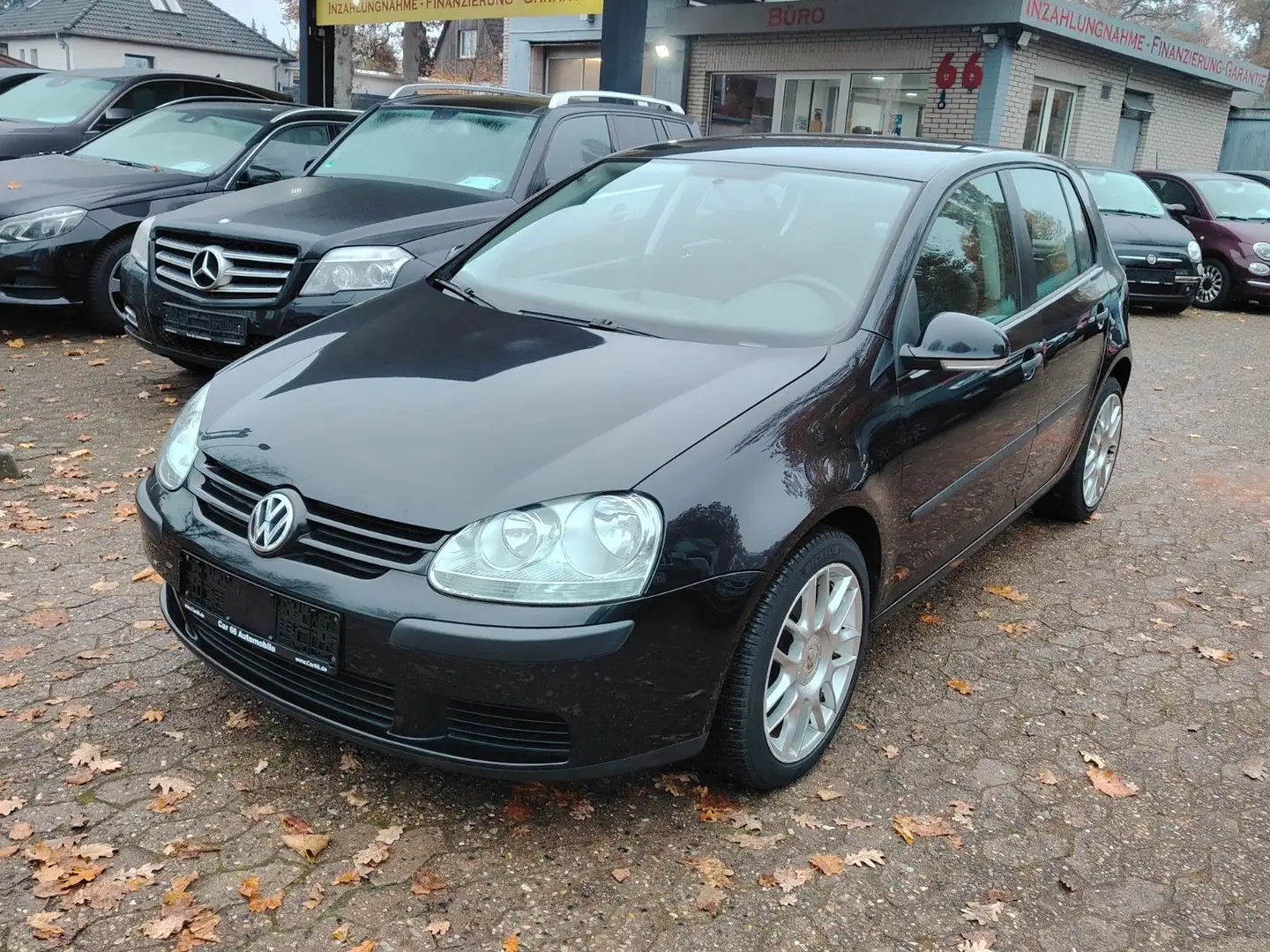 Volkswagen Golf V Lim / Klimaanlage / Bluetooth / Schwarz - 1