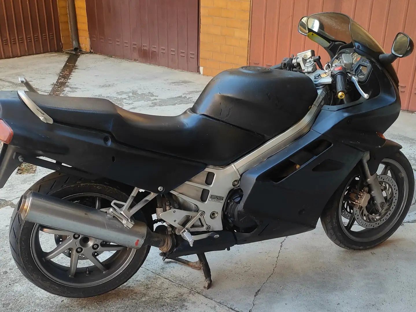 Honda VFR 750 Noir - 2
