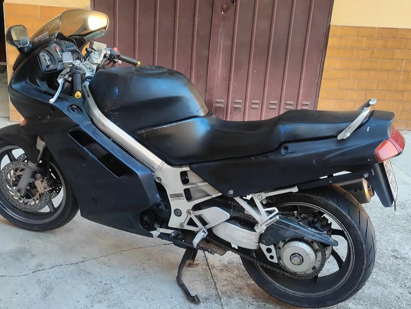 Honda VFR 750 Noir - 1