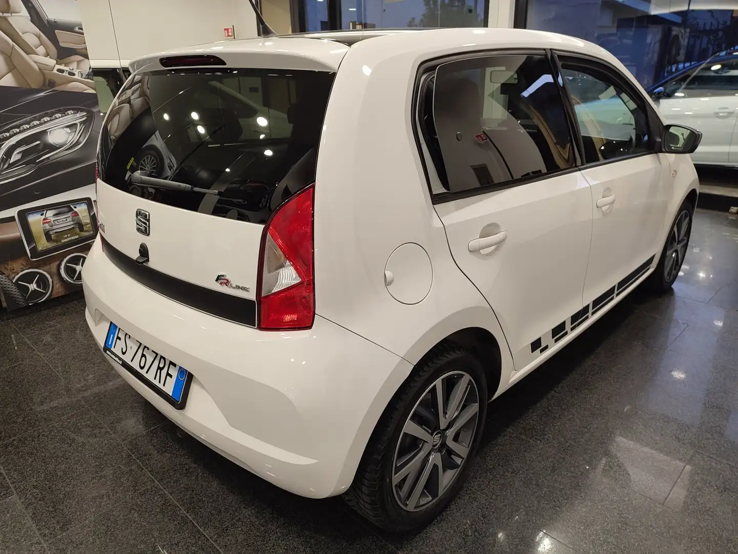 Volkswagen up! (SEAT Mii) 5p 1.0 FR Line 60cv solo 27.639 km Bianco - 2