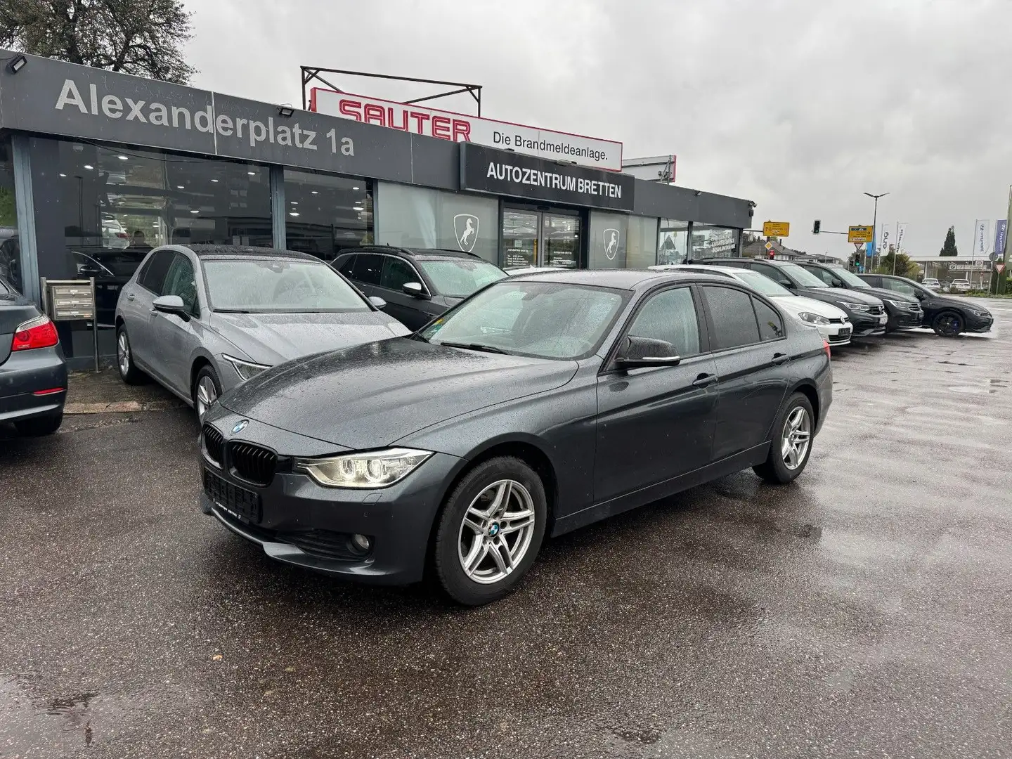 BMW 320 d Limousine*Automatik*Gewerbe o. Export Grau - 1