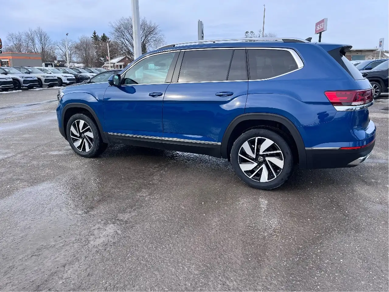 Volkswagen Atlas снимка Volkswagen Atlas