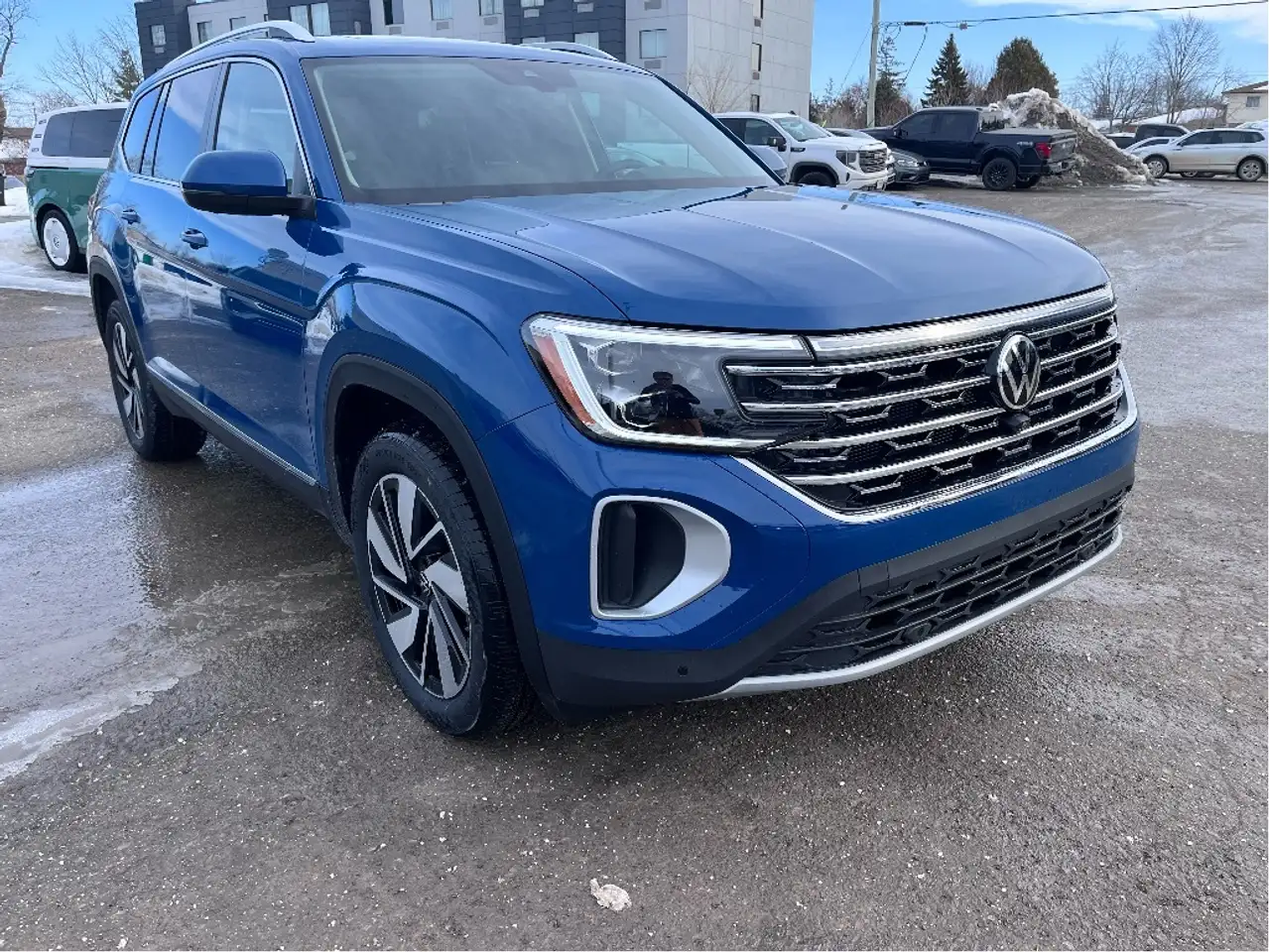 Volkswagen Atlas снимка Volkswagen Atlas