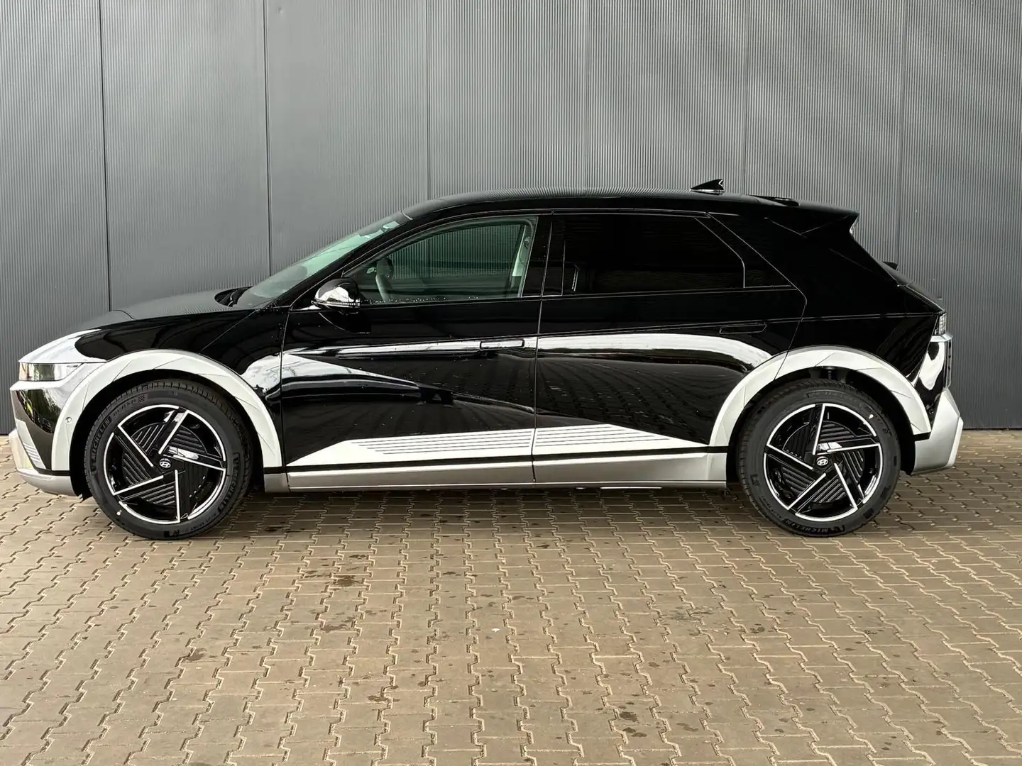 Hyundai IONIQ 5 Prestige Line 84kWh 2WD / Head-Up BOSE Leder + ... Schwarz - 2
