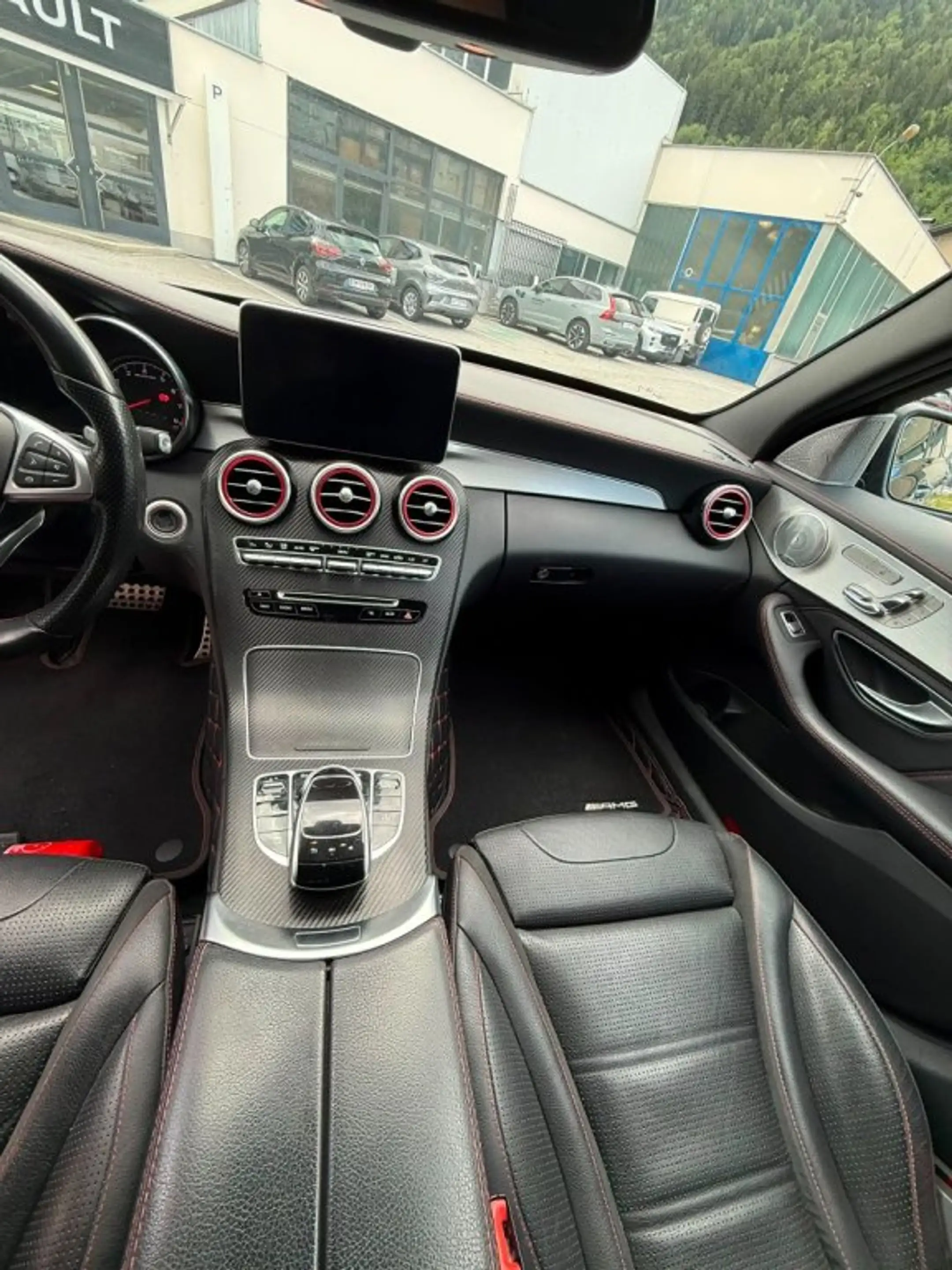 Mercedes-Benz C 43 AMG G — photo 10