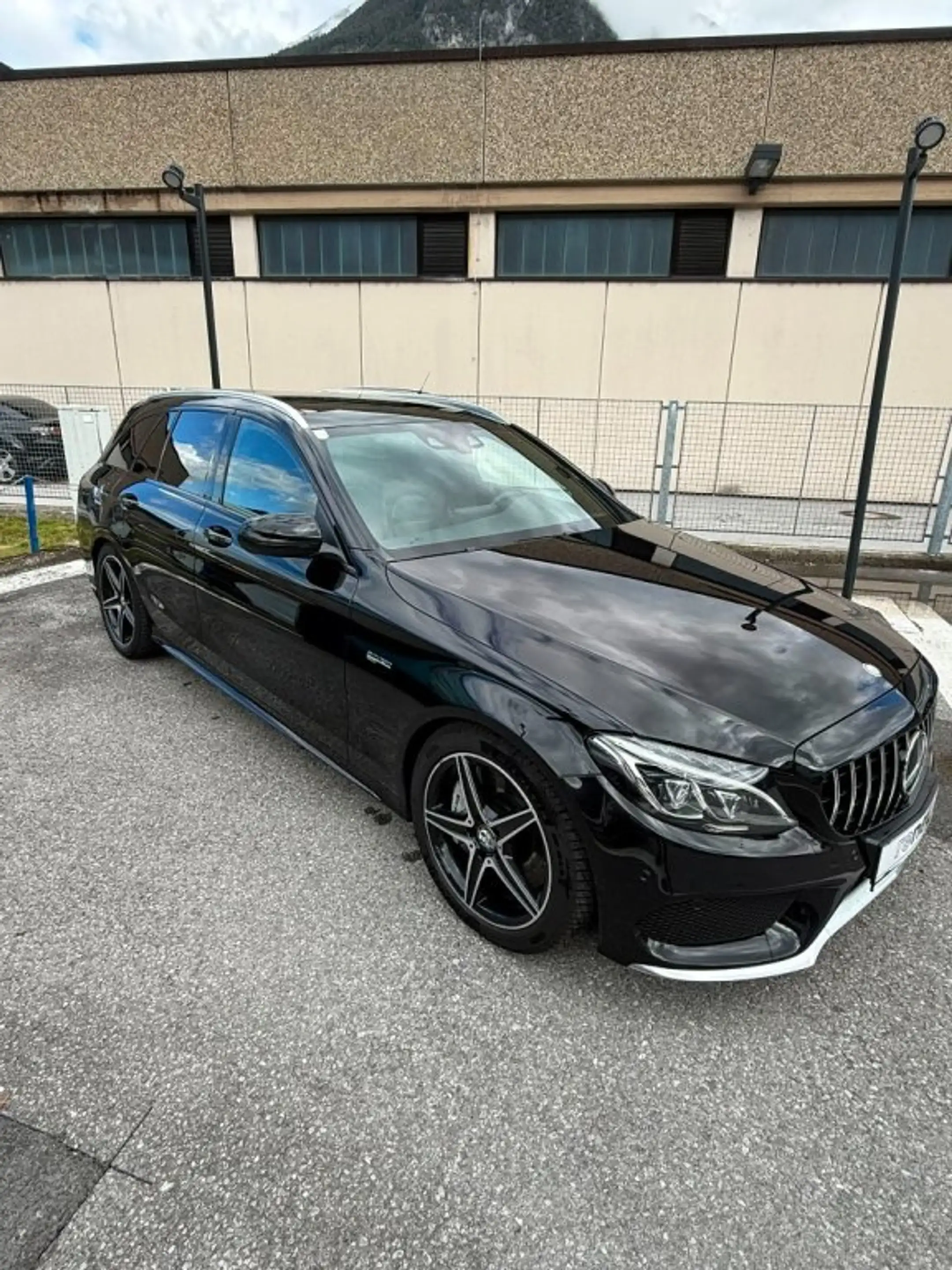 Mercedes-Benz C 43 AMG G — photo 4