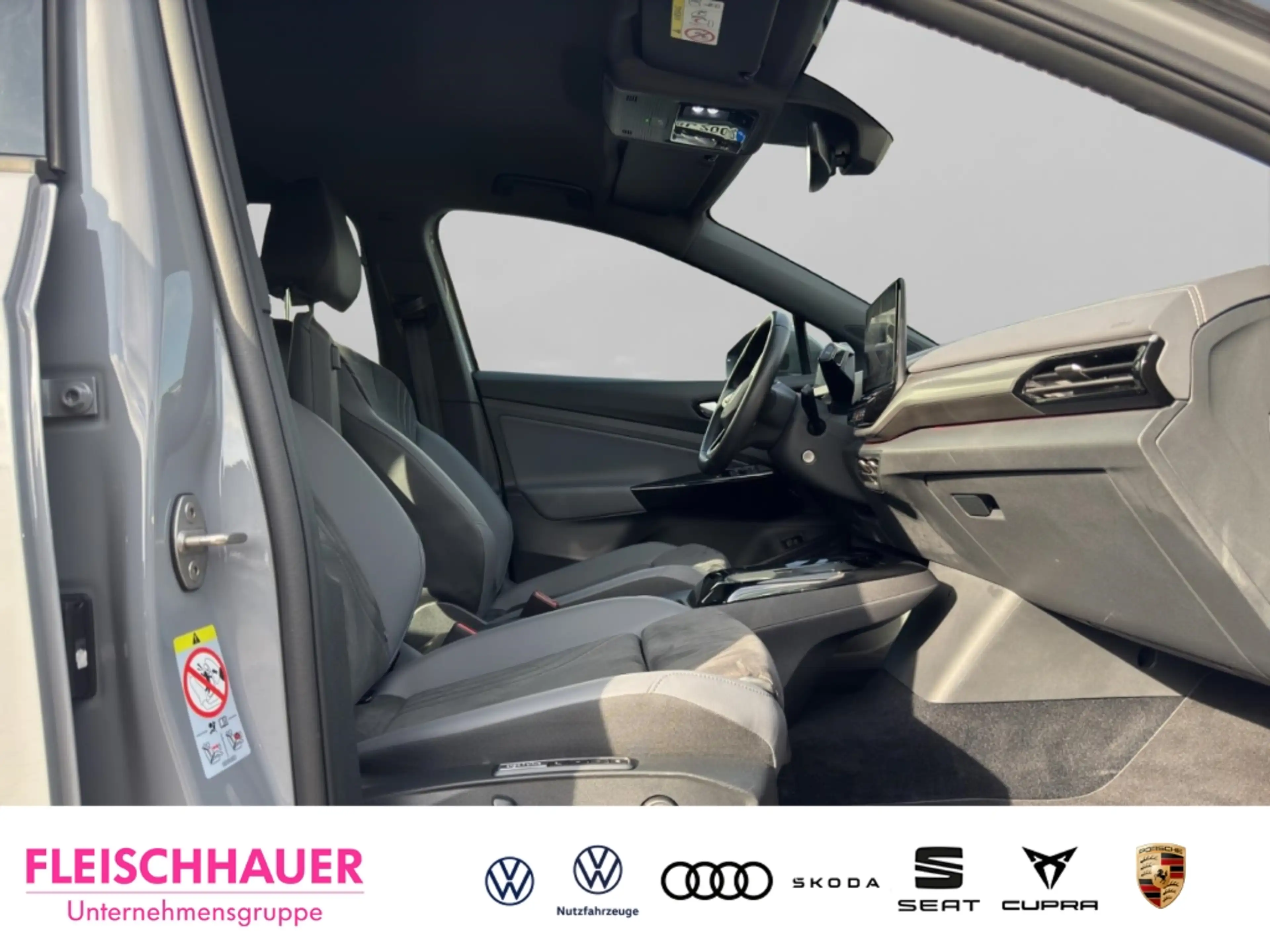 Volkswagen ID.4 Pro LED+360+HUD+ACC+NAVI+SHZ+DAB+CARPLAY — photo 16