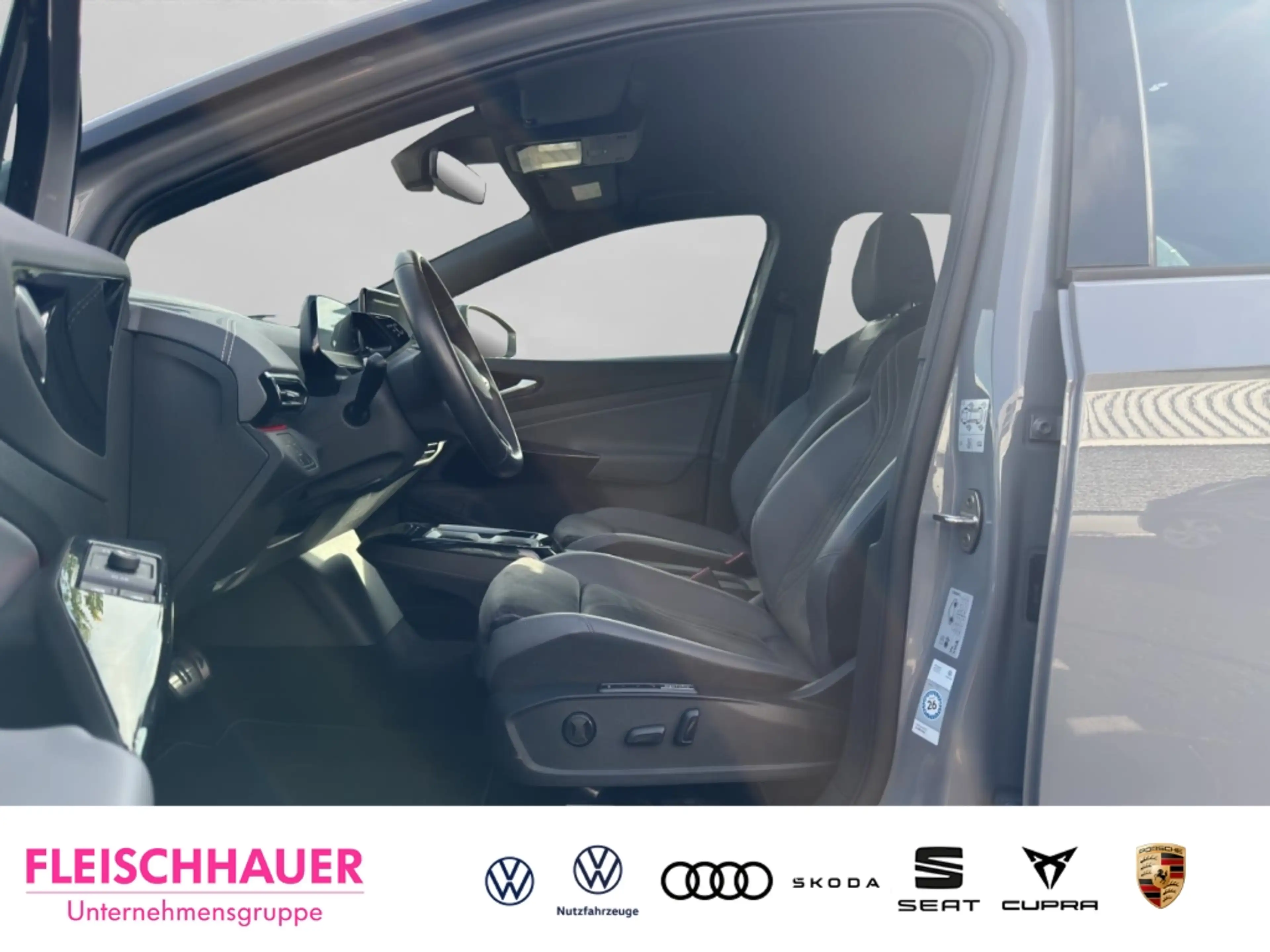 Volkswagen ID.4 Pro LED+360+HUD+ACC+NAVI+SHZ+DAB+CARPLAY — photo 9