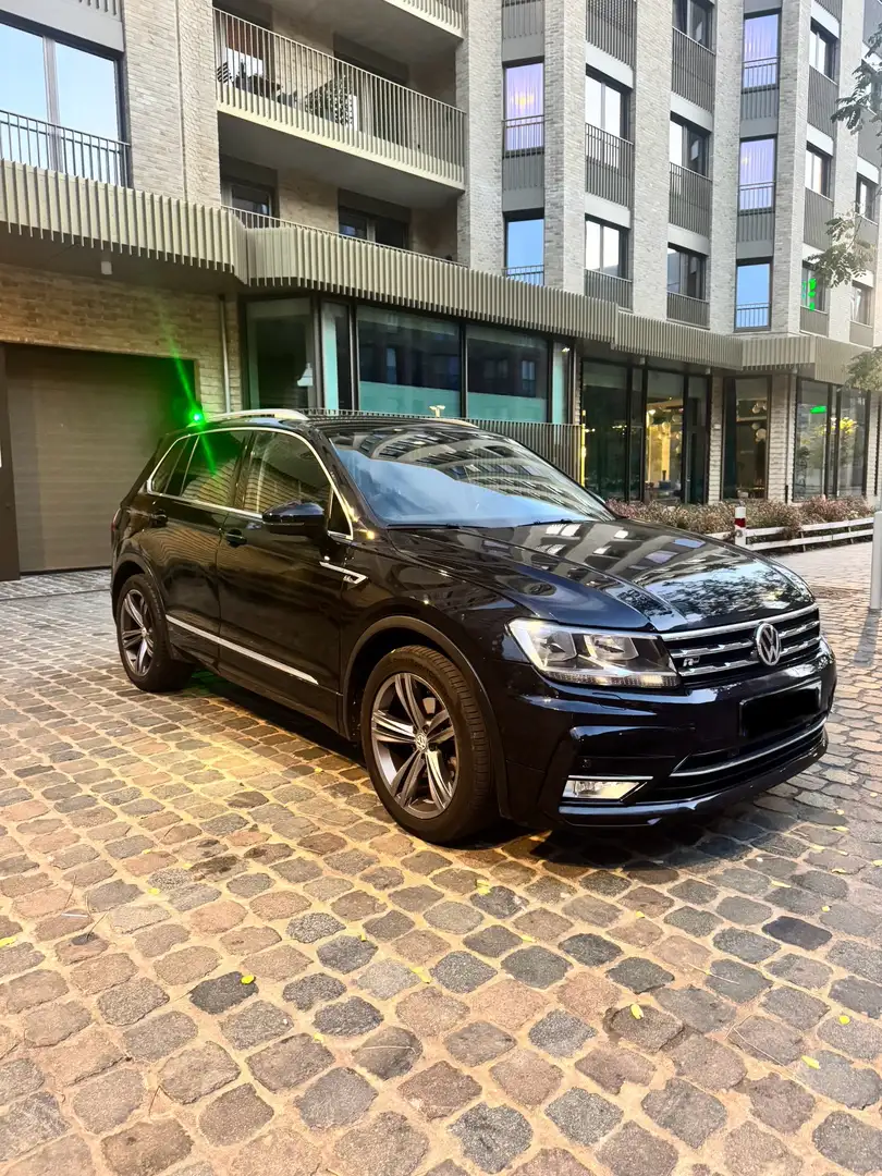 Volkswagen Tiguan 2.0 TDi R-LINE - 2