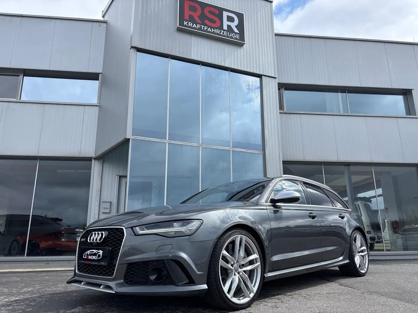 Audi RS6 4.0 TFSI*ACC*quattro*Keramik*Mwst.*Alcantara* Grau - 1