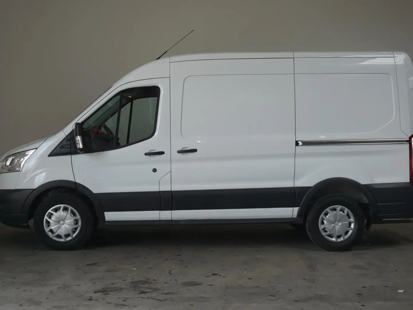 Ford Transit 170PK Automaat Euro6 Trend 2x Schuifdeur L2H2 Airc Wit - 2