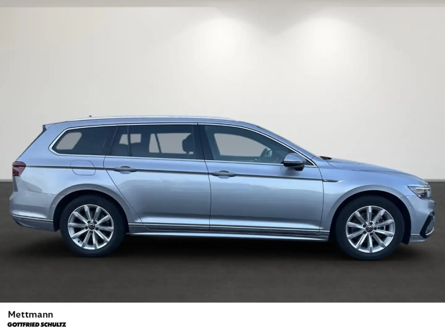 Volkswagen Passat Variant 1.5 TSI R-Line DSG LED NAVI SHZ PDC LM ZV Silber - 2