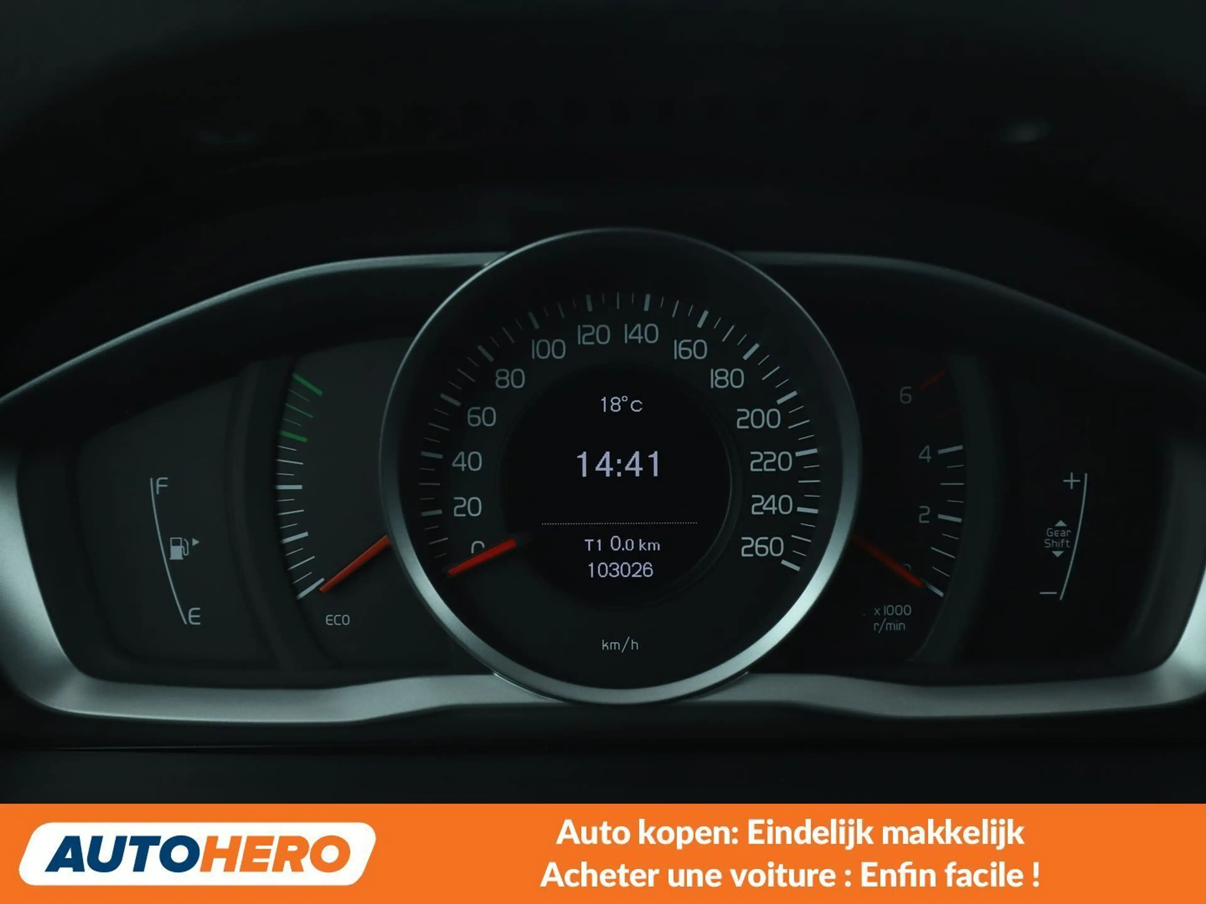 Volvo V60 Cross Country 2.0 D3 Momentum — photo 6