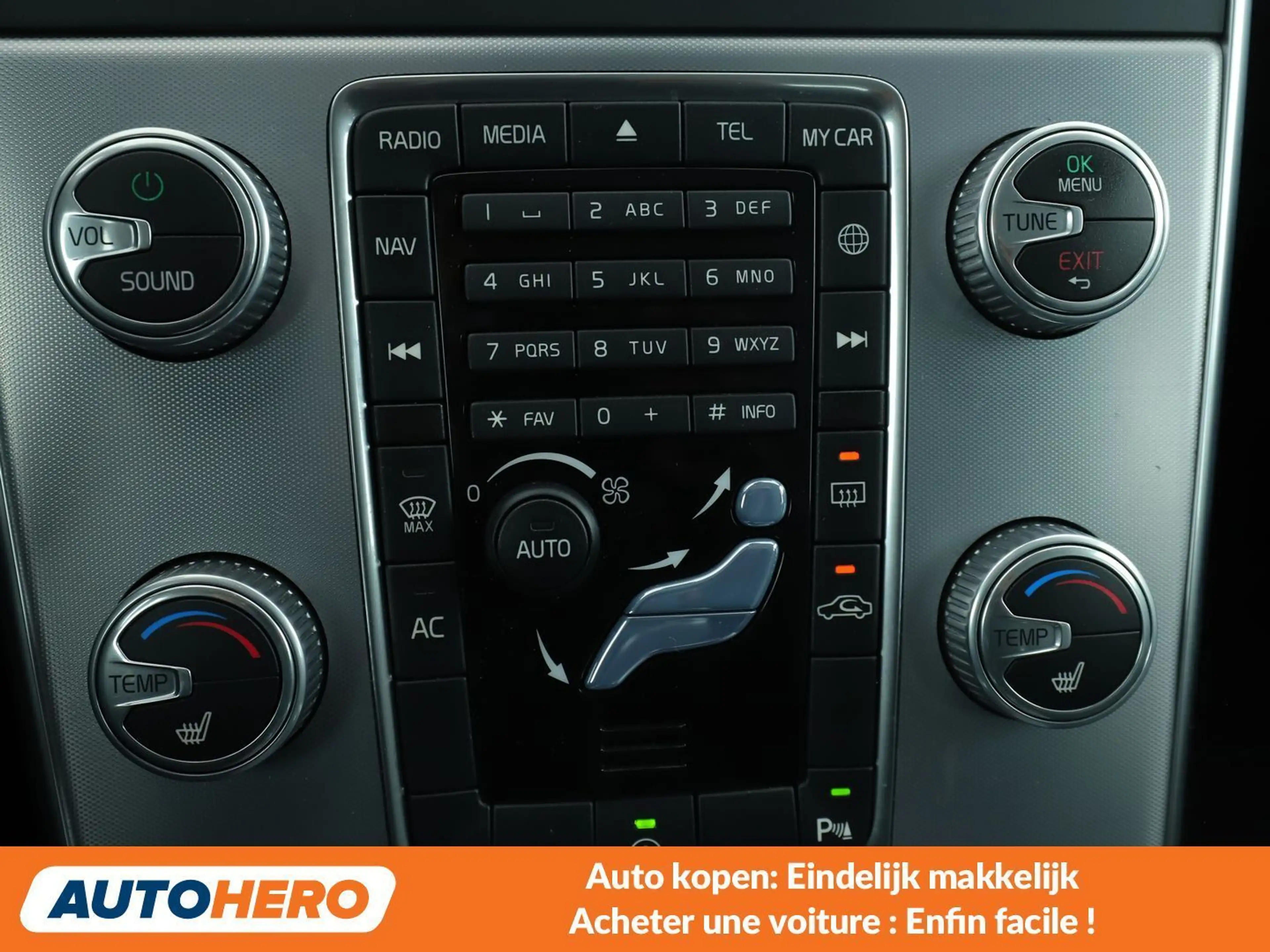 Volvo V60 Cross Country 2.0 D3 Momentum — photo 9