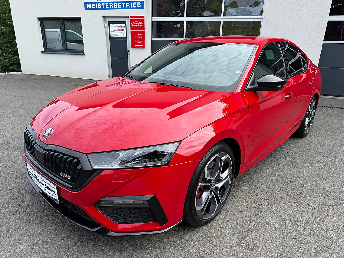 Skoda Octavia 2.0 TSI RS DSG/STANDHZG/HUD/DCC/R-KAMERA Rot - 1