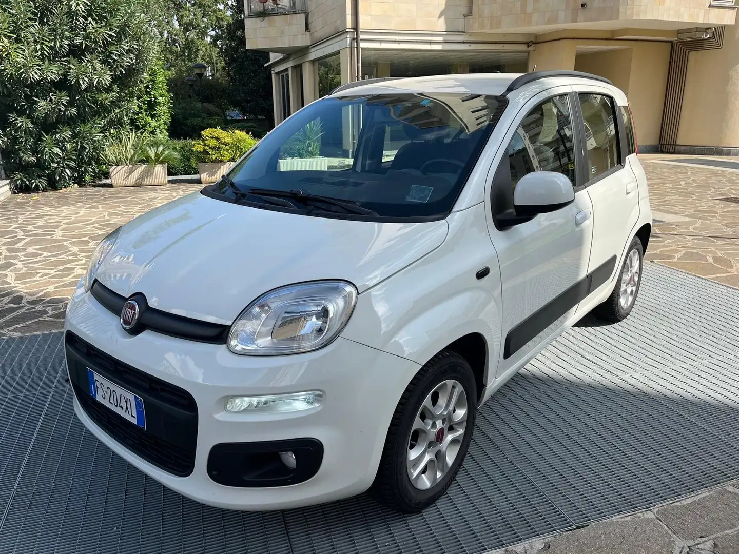 Fiat Panda 1200 Lounge  imm. 10/2018 Blanc - 1