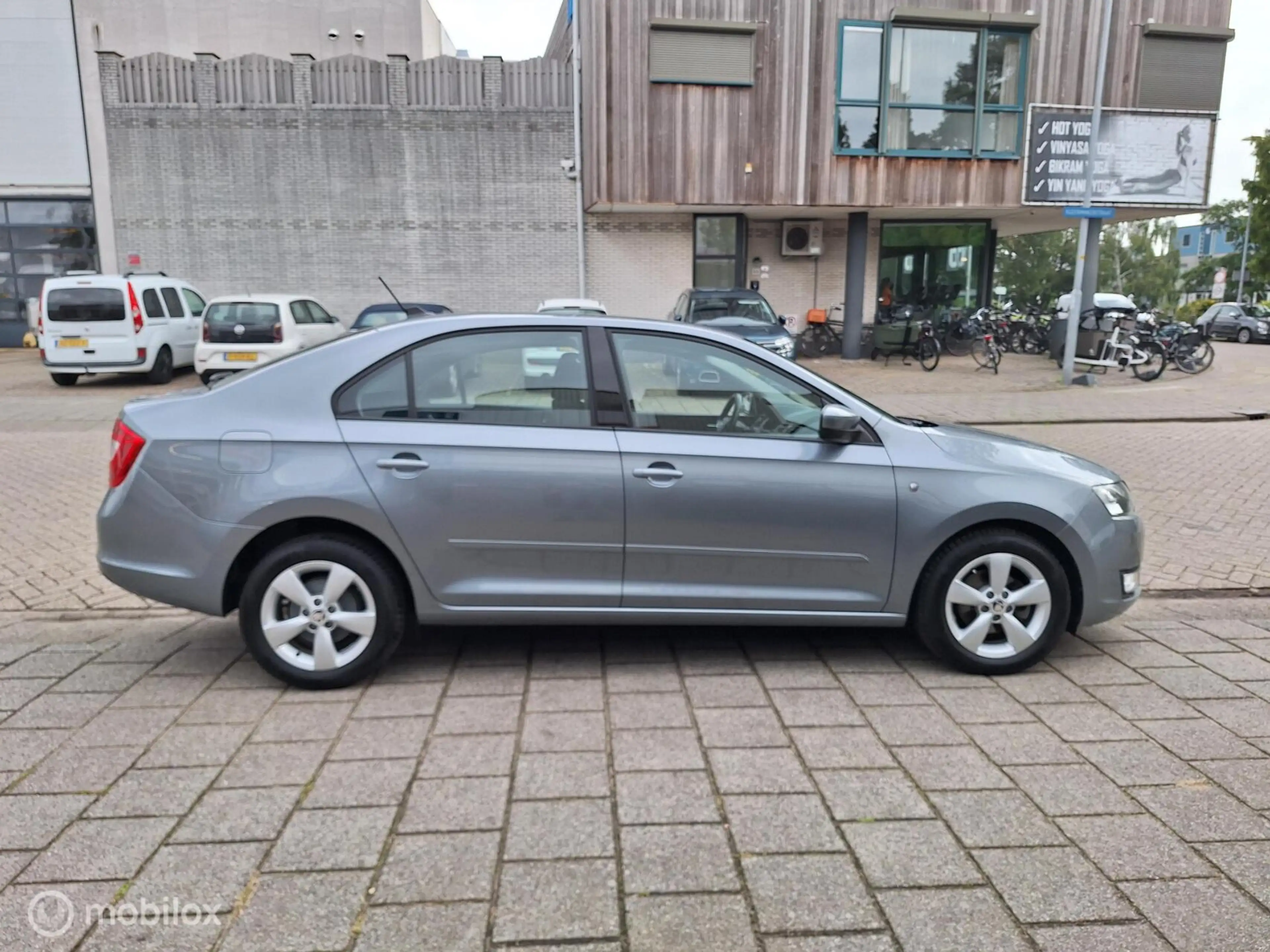 Skoda Rapid/Spaceback 1.2 TSI GREENTECH AMBITION BUSINESSLINE — photo 6