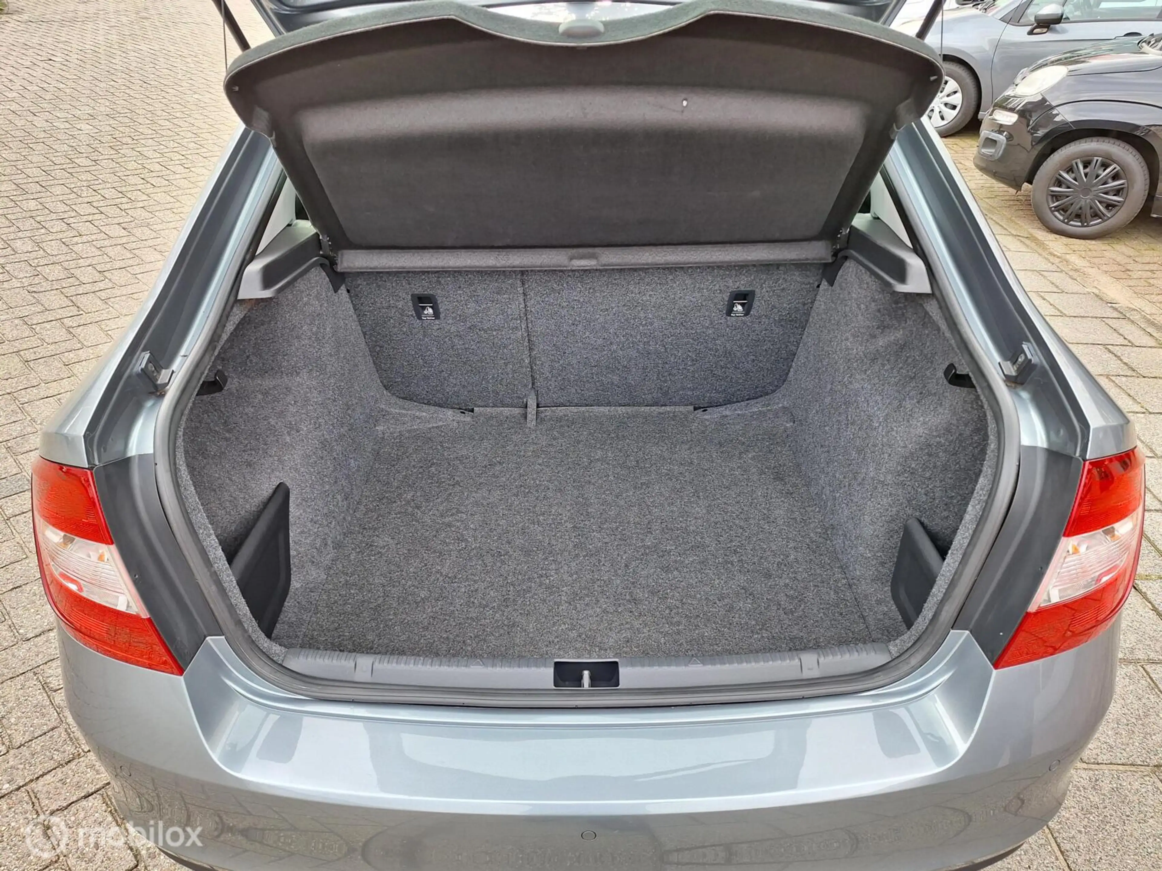 Skoda Rapid/Spaceback 1.2 TSI GREENTECH AMBITION BUSINESSLINE — photo 10