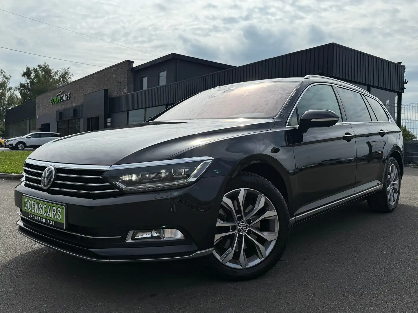 Volkswagen Passat Variant Passat 1.6 TDI Highline DSG,FULL LED,CUIR,CAMERA Negro - 1