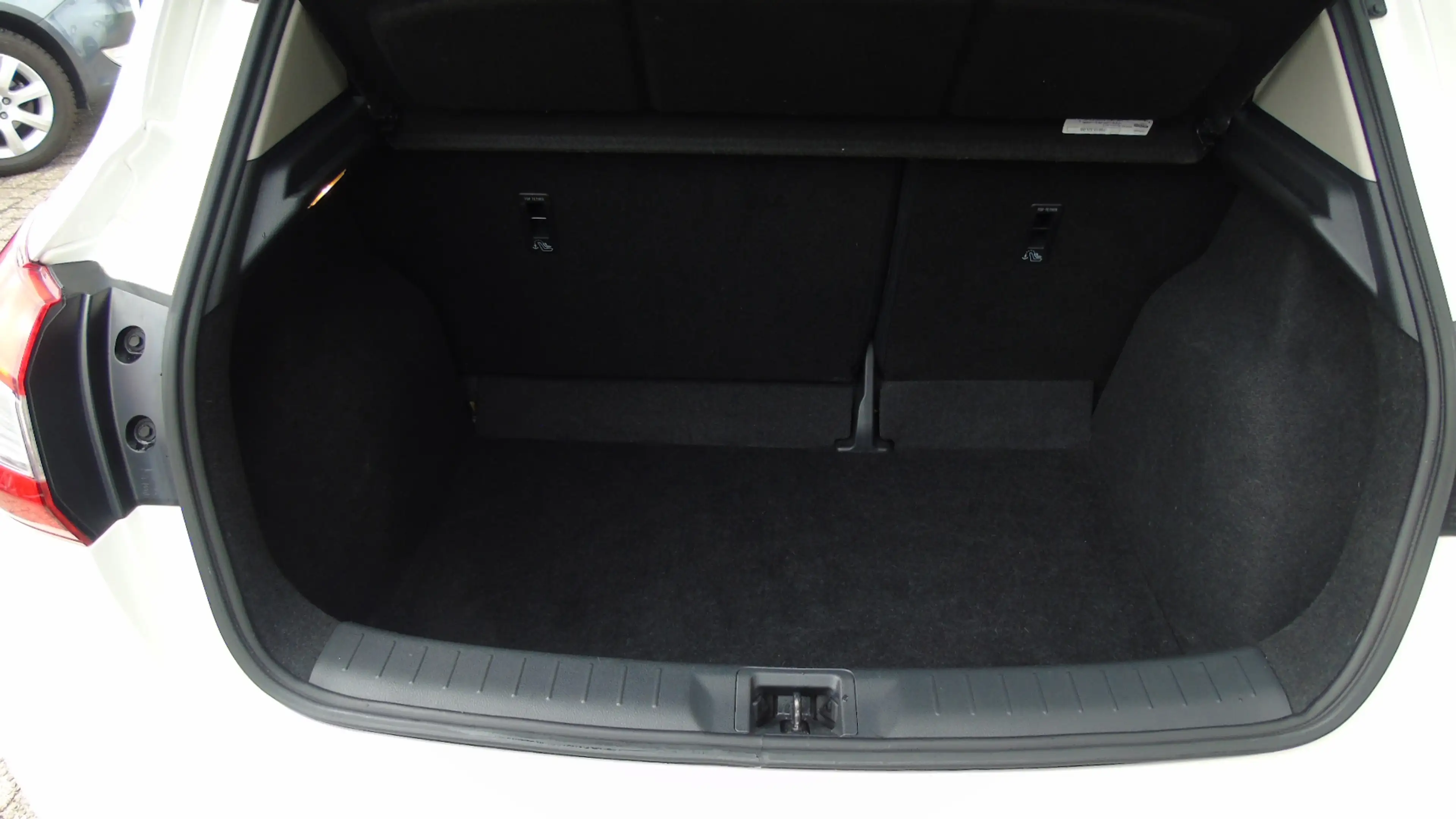 Nissan Pulsar 1.2 DIG-T N-Connecta — photo 12