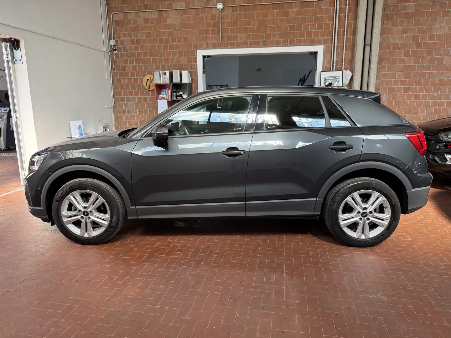 Audi Q2 35 1.5 tfsi Admired s-tronic+uniprop+tagliandi uff Gris - 2