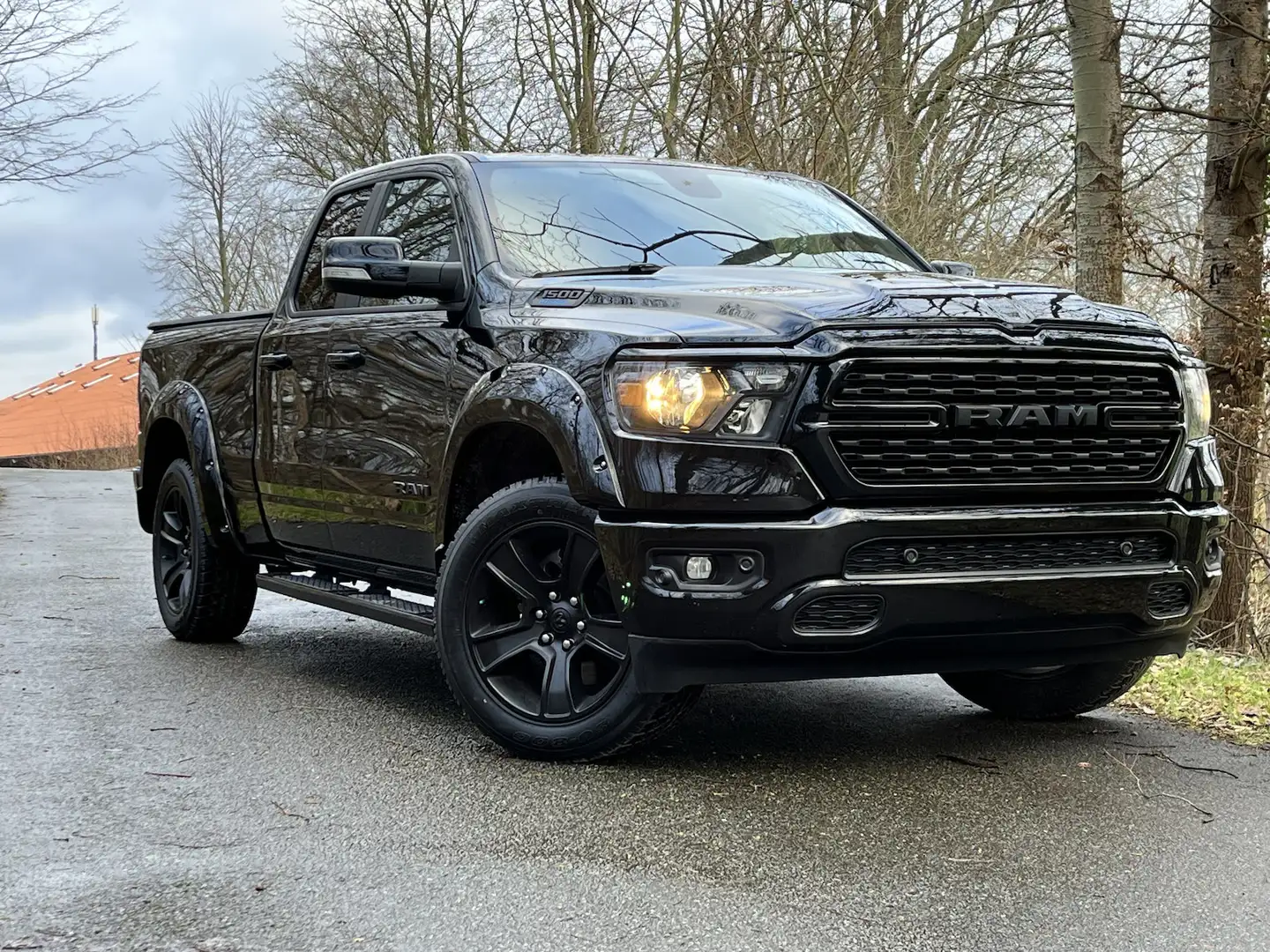 Dodge RAM 1500 3.6 V6 OFFROAD 4x4 SHZ LPG PDC AHK Negro - 2