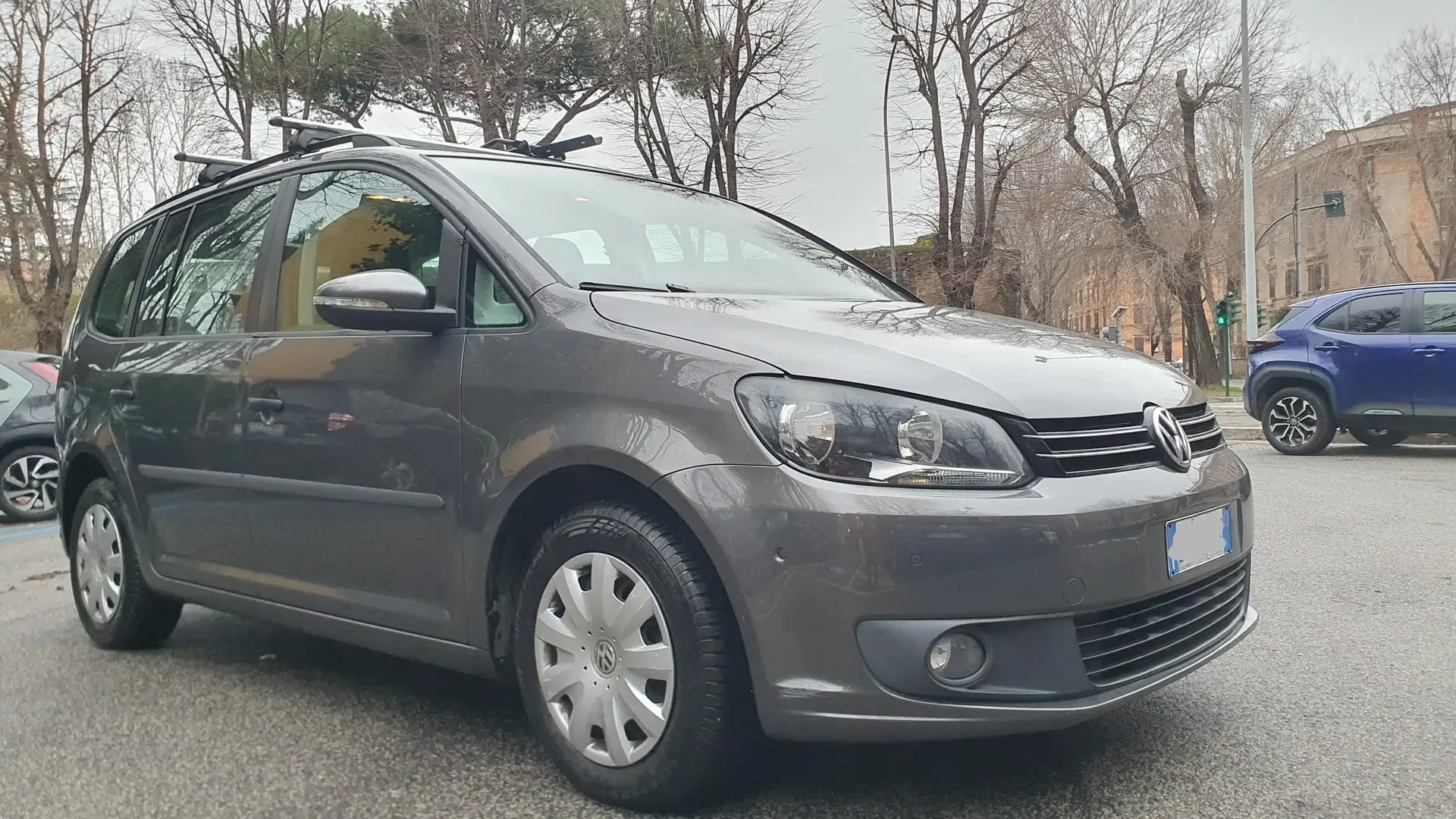 Volkswagen Touran Touran II 2010 1.2 tsi Trendline Grey - 1