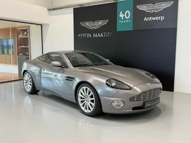 Aston Martin Vanquish V12 Vanquish First Generation